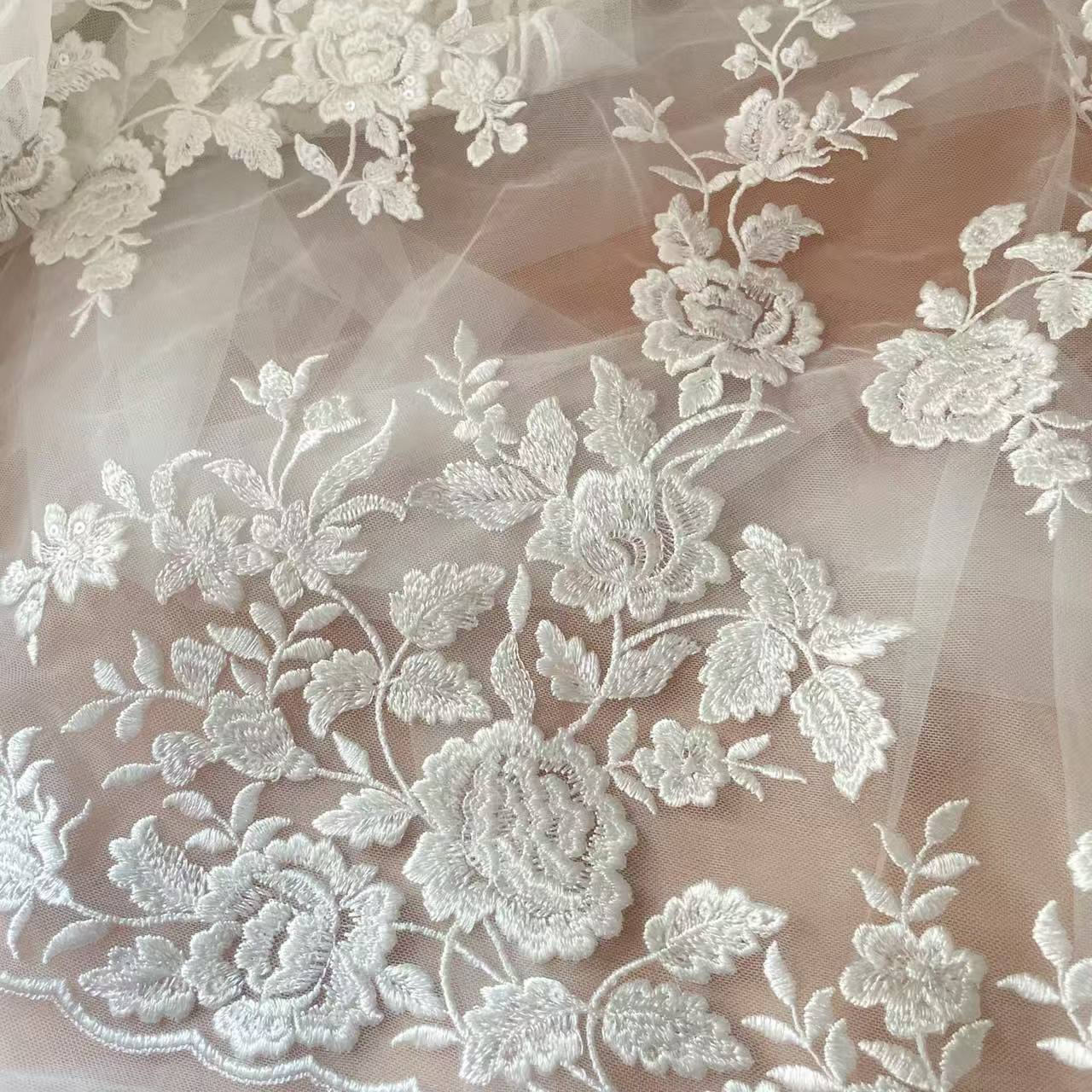 French Embroidered Lace Fabric - Dry Herb Vaping Accessories recension och pris